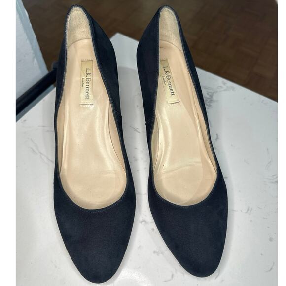 LK Bennett Black Suede Classic Block Heel Pumps, Size 40 EU (US 9.5), Like New - Picture 3 of 8